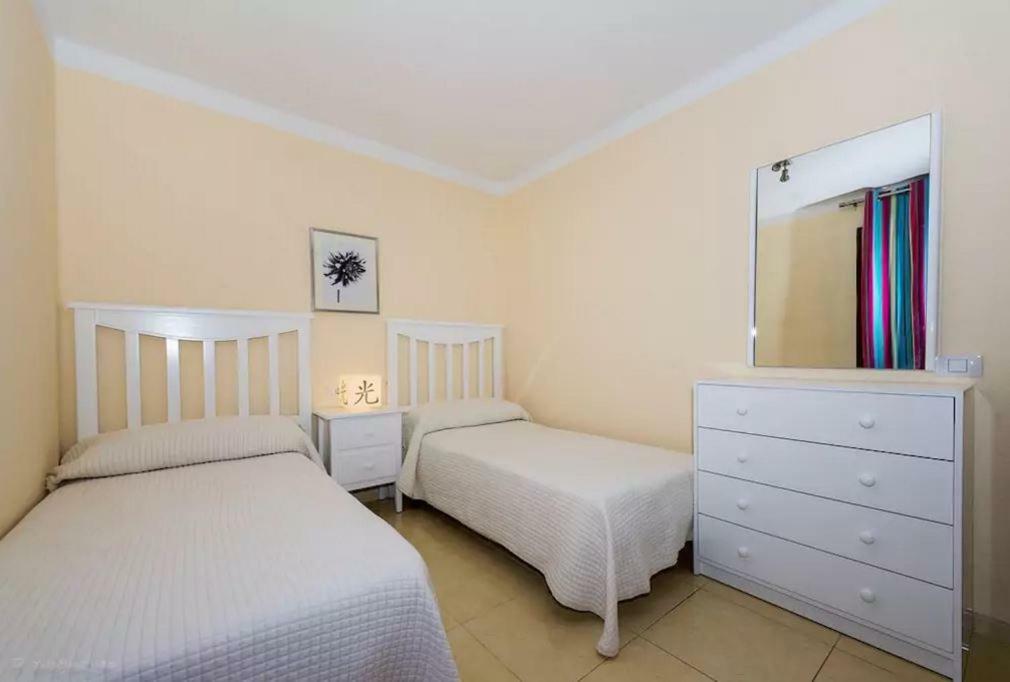 Apartment In Playa De Las Americas2 Eksteriør billede
